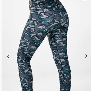Fabletics Camo leggings